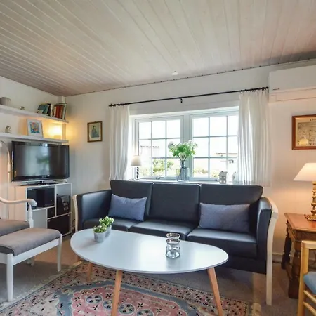 Holiday home Gorgeous In Romo With Kitchen